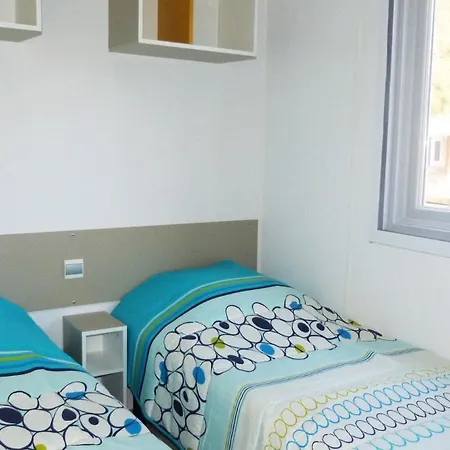 Tikayan Clau Mar Jo - Maeva 캠프장 4*