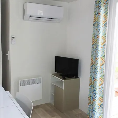 Κάμπινγκ Tikayan Clau Mar Jo - Maeva 4*