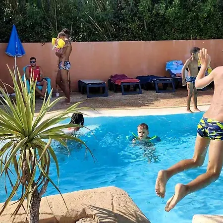 Tikayan Clau Mar Jo - Maeva